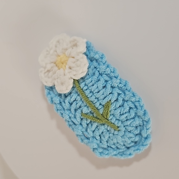 Hand Crafted Hand Knit Crochet Snap Hair Clip Blue with White Flower Boho Style - Picture 4 of 17
